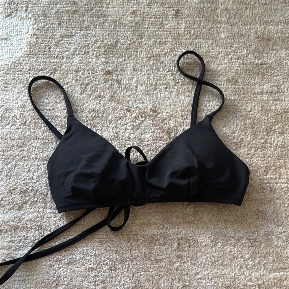 Black bikini top size 2